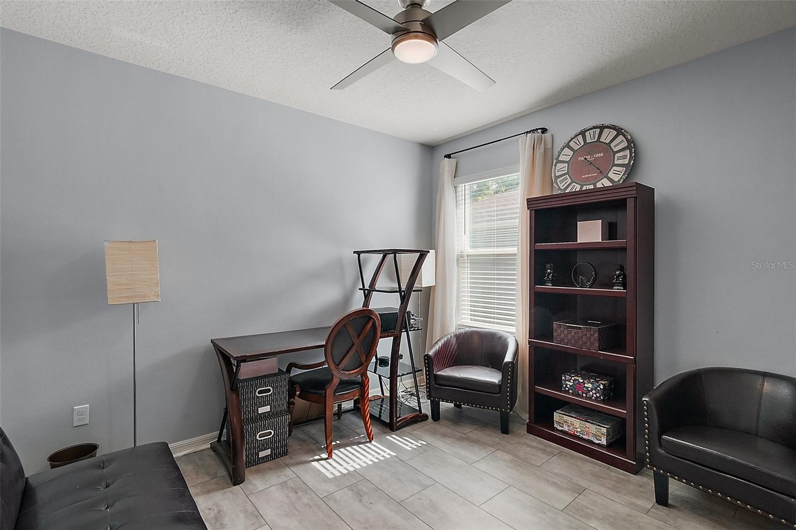 Image 19 of 27 For 6768 Coral Berry Dr