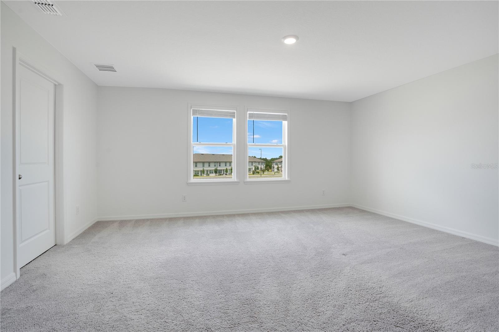 Image 17 of 37 For 2170 Derwent Drive