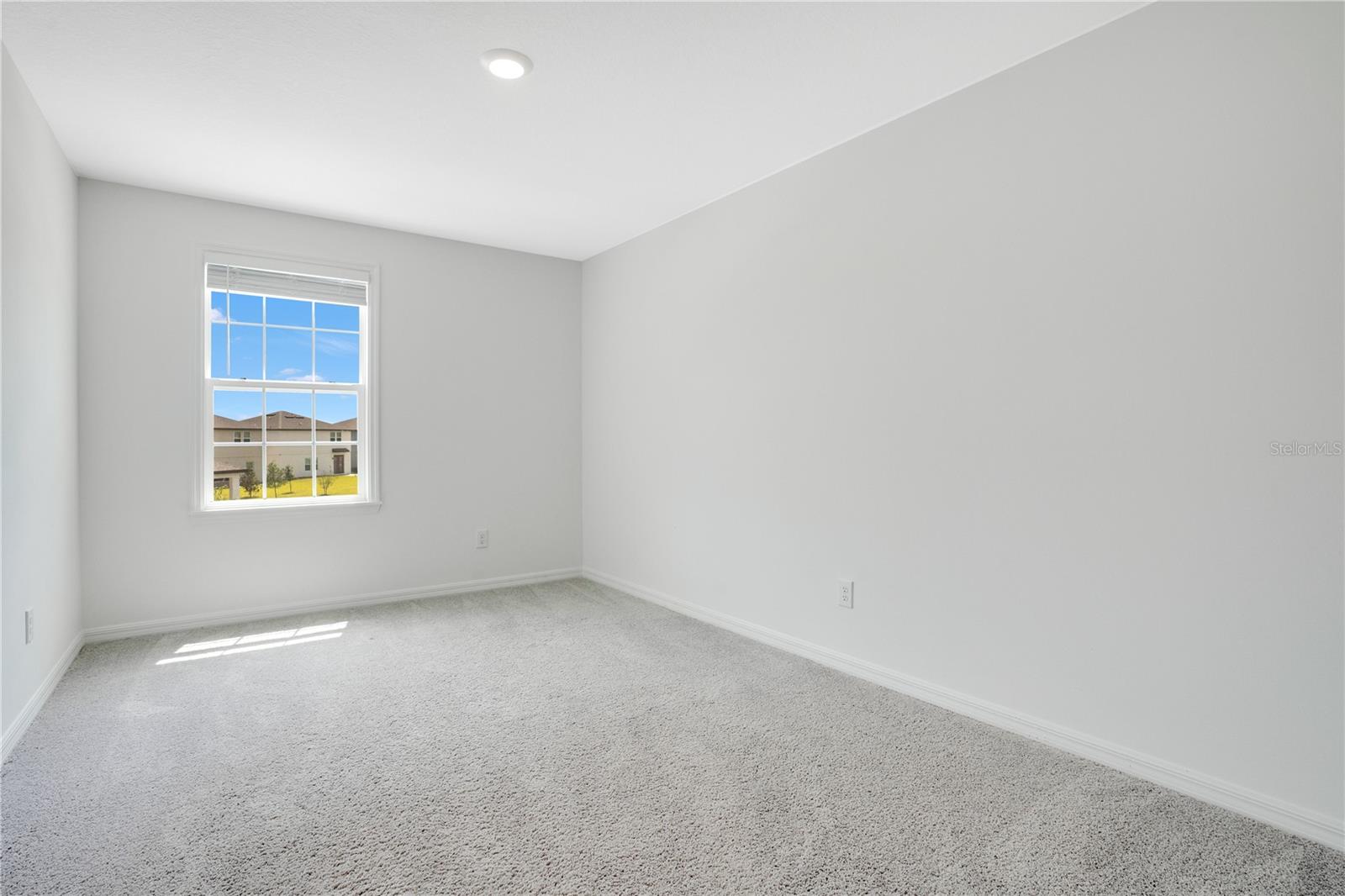 Image 23 of 37 For 2170 Derwent Drive
