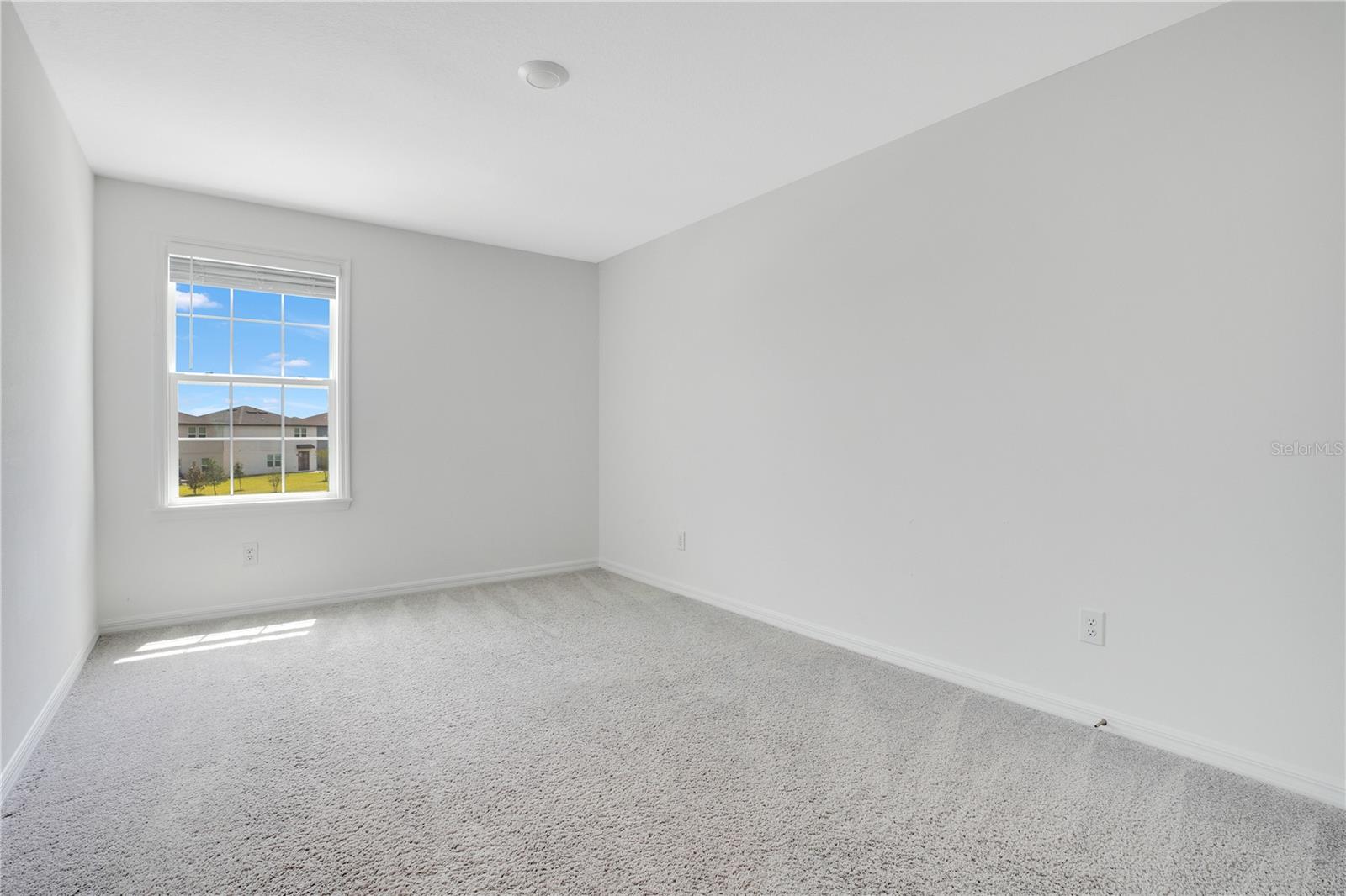 Image 24 of 37 For 2170 Derwent Drive