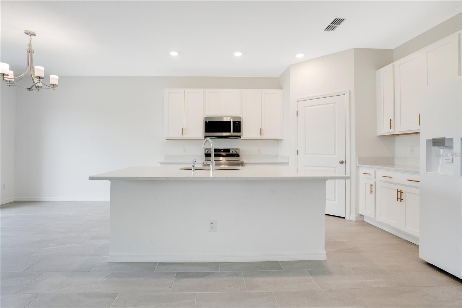 Image 3 of 37 For 2170 Derwent Drive
