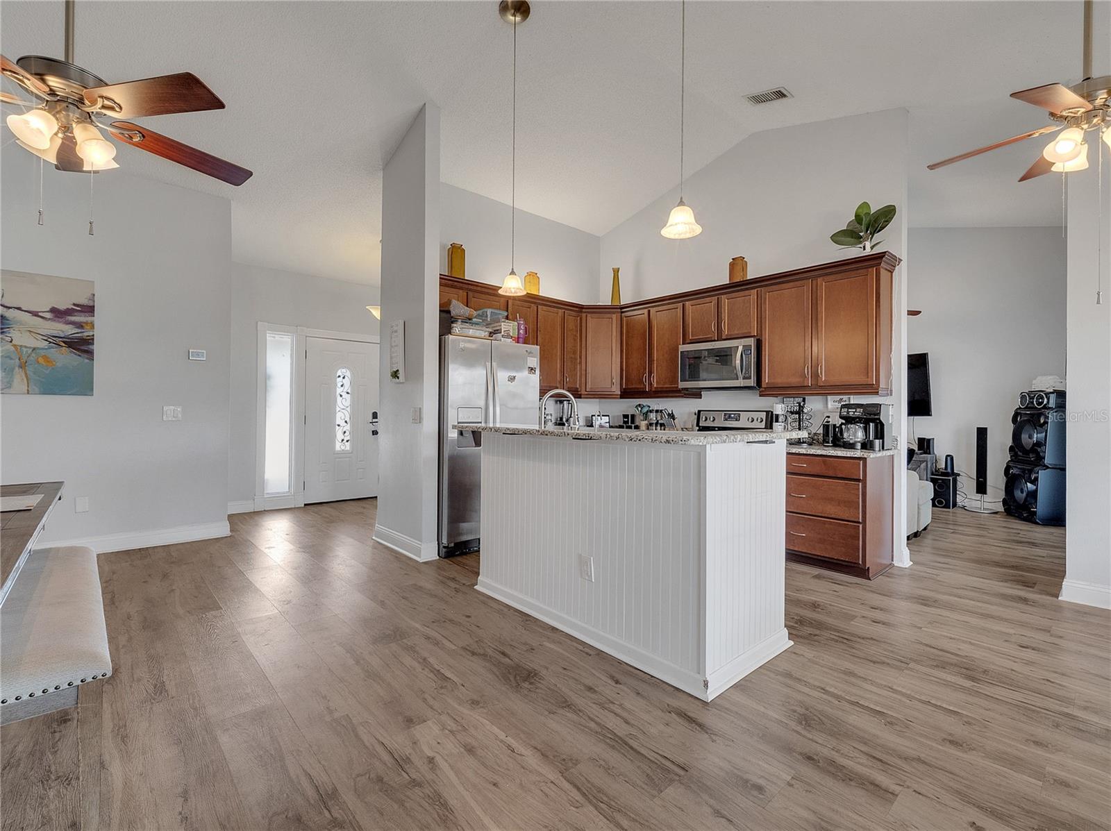 Image 10 of 48 For 2317 Clearwater Drive