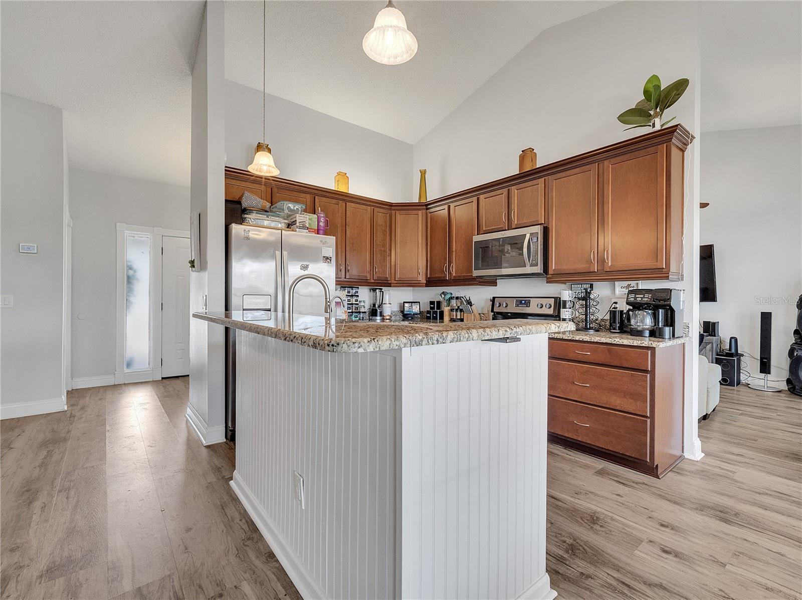 Image 11 of 48 For 2317 Clearwater Drive
