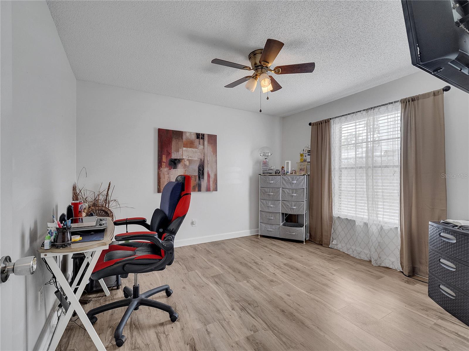 Image 22 of 48 For 2317 Clearwater Drive