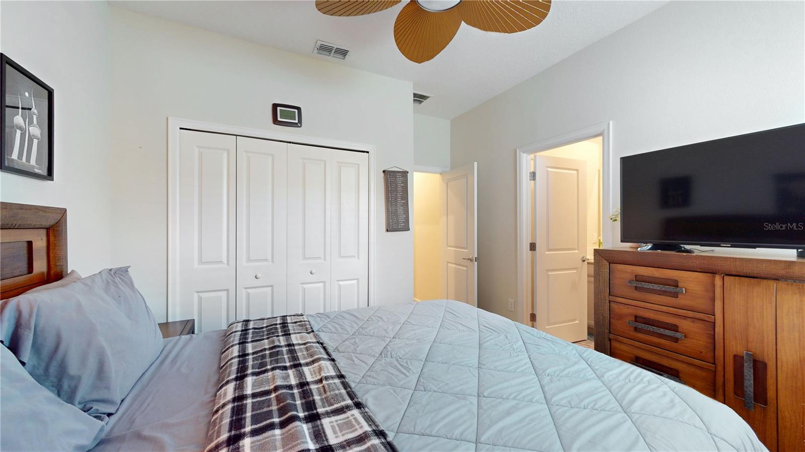Image 12 of 25 For 4191 Holstein Street
