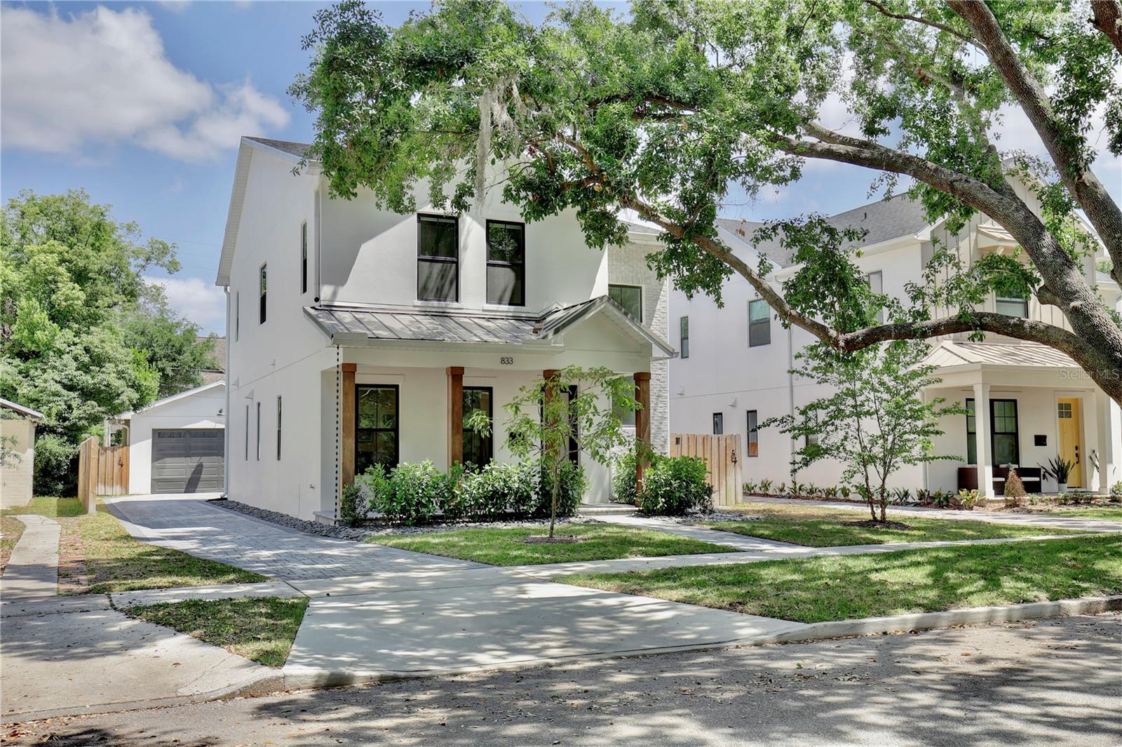 Image 3 of 65 For 833 Dartmouth Street