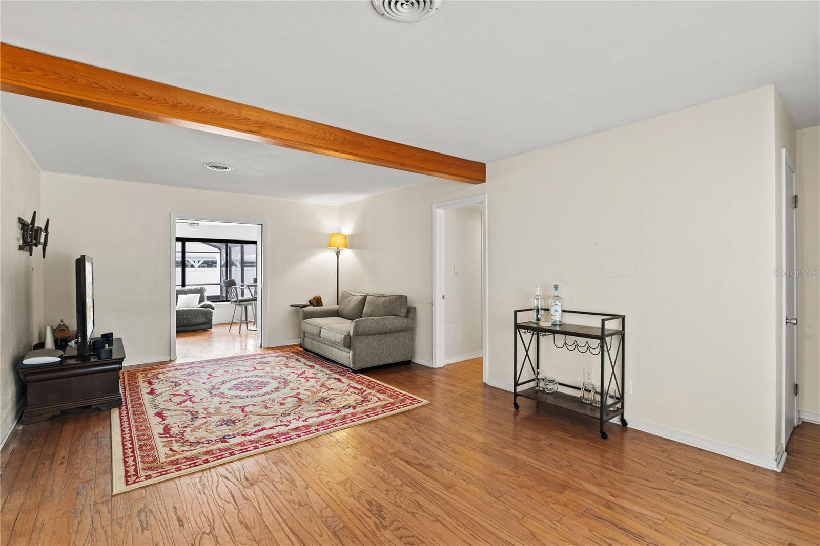 Image 11 of 41 For 4021 Hargill Drive