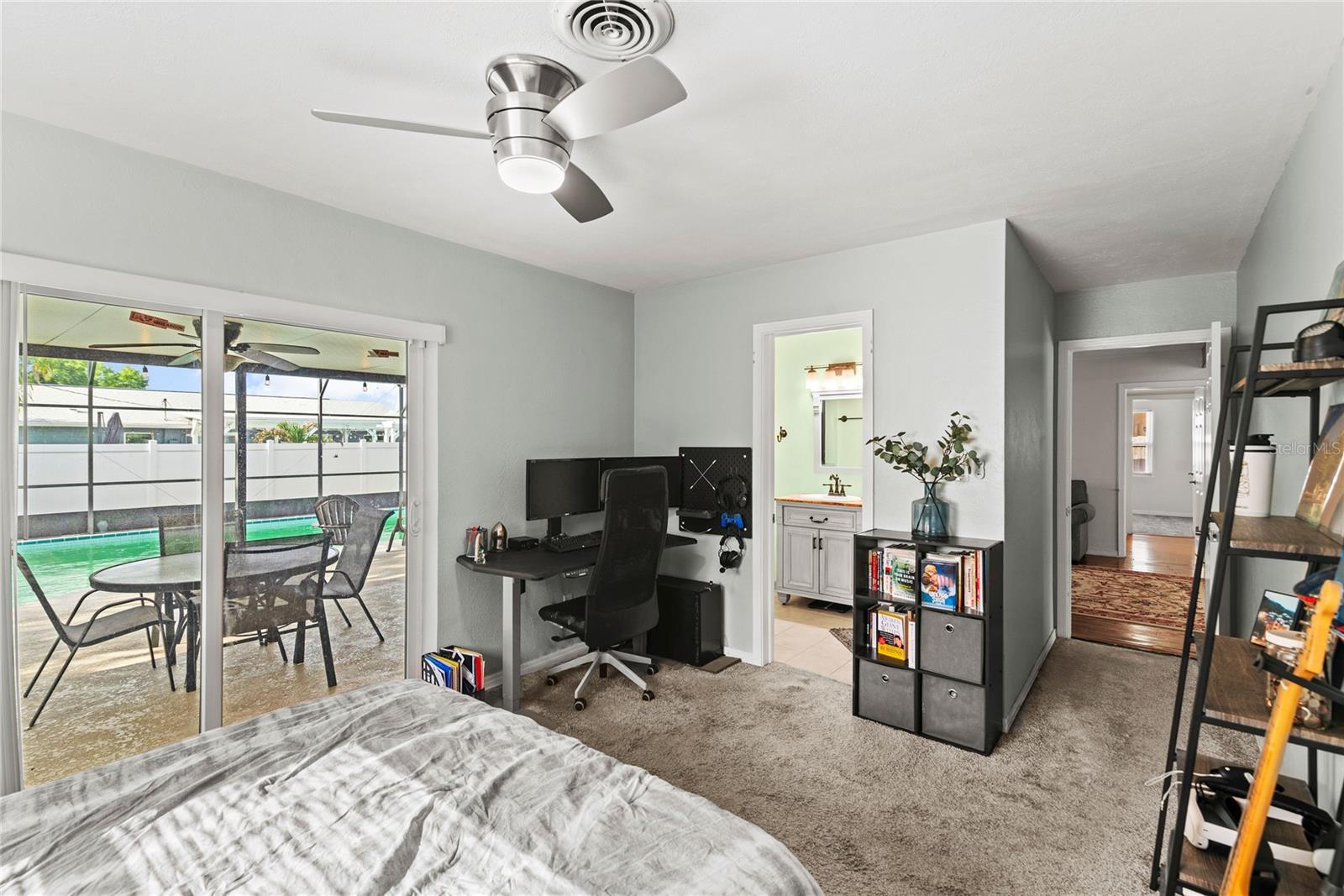 Image 24 of 41 For 4021 Hargill Drive
