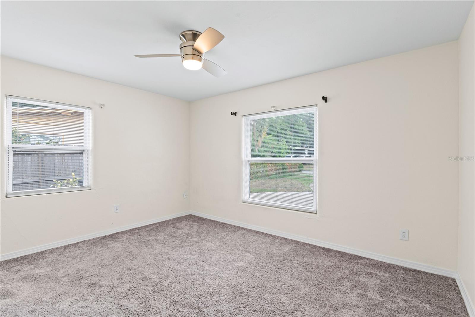 Image 27 of 41 For 4021 Hargill Drive