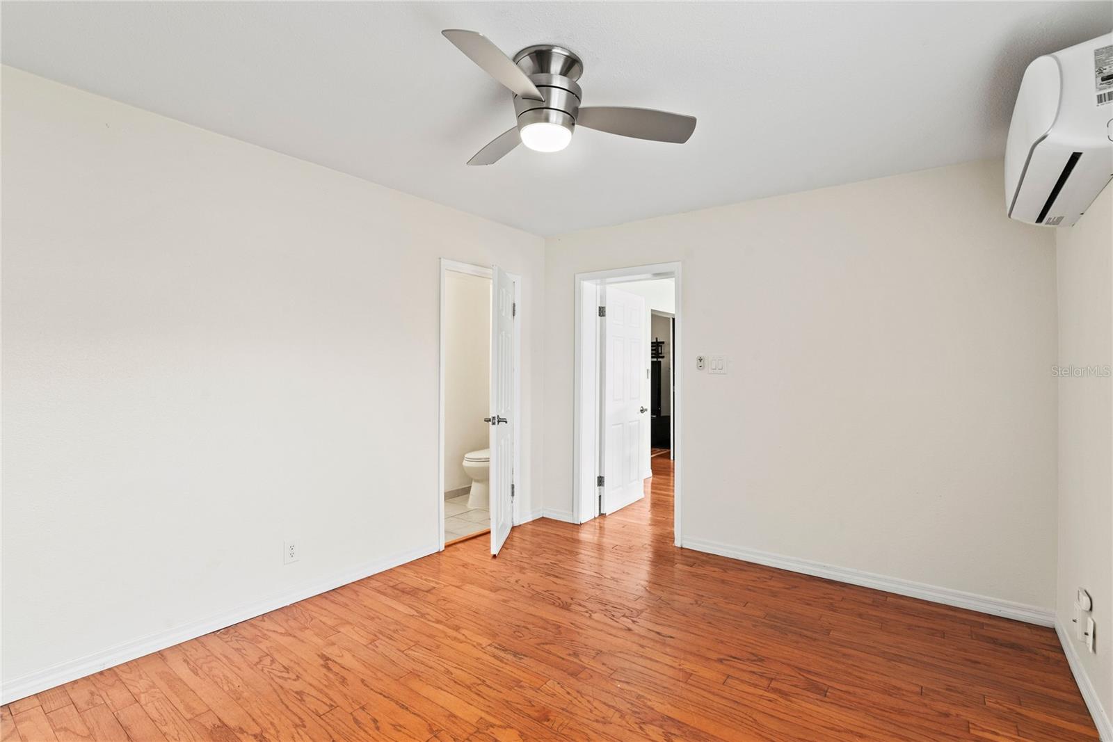Image 30 of 41 For 4021 Hargill Drive