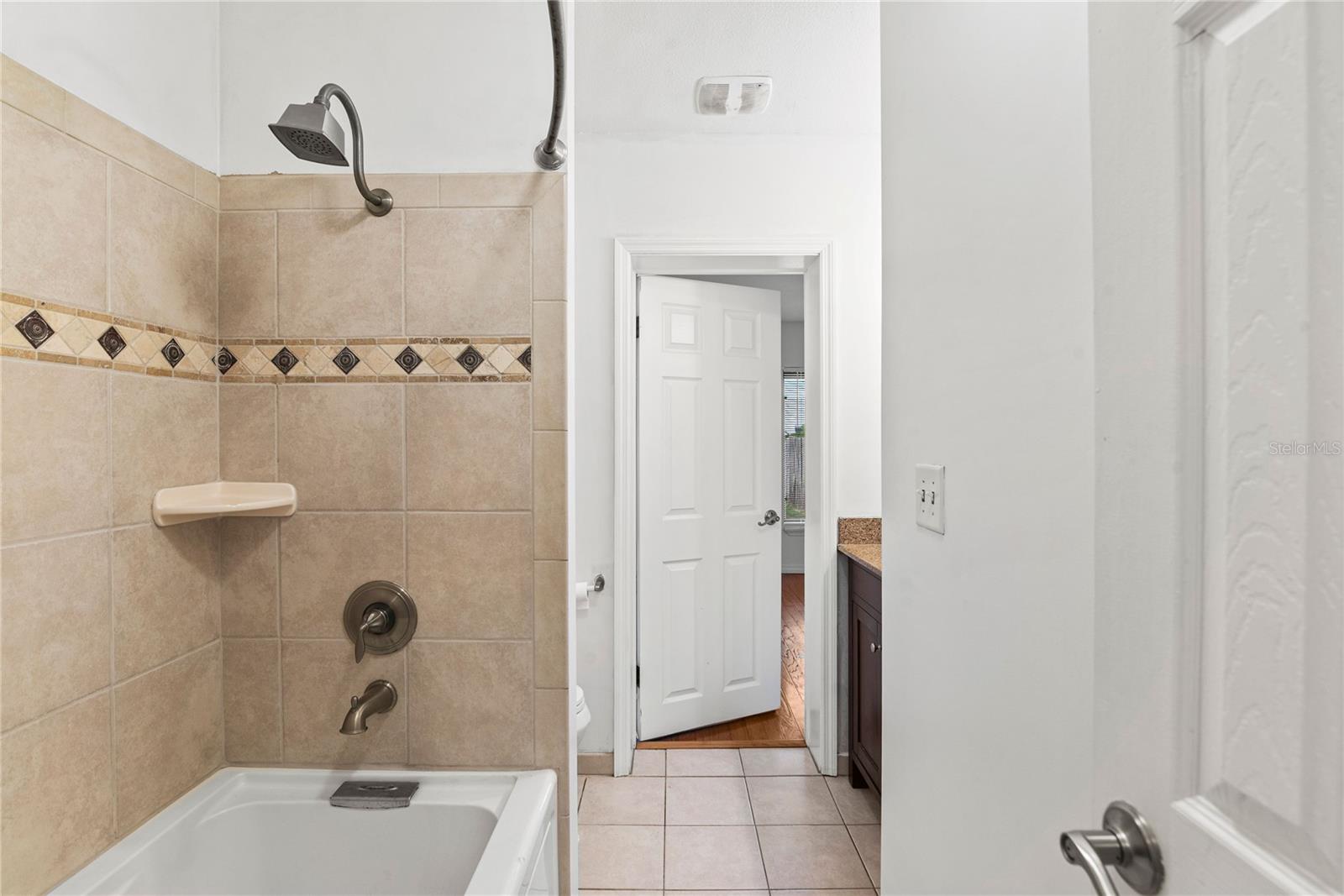 Image 33 of 41 For 4021 Hargill Drive