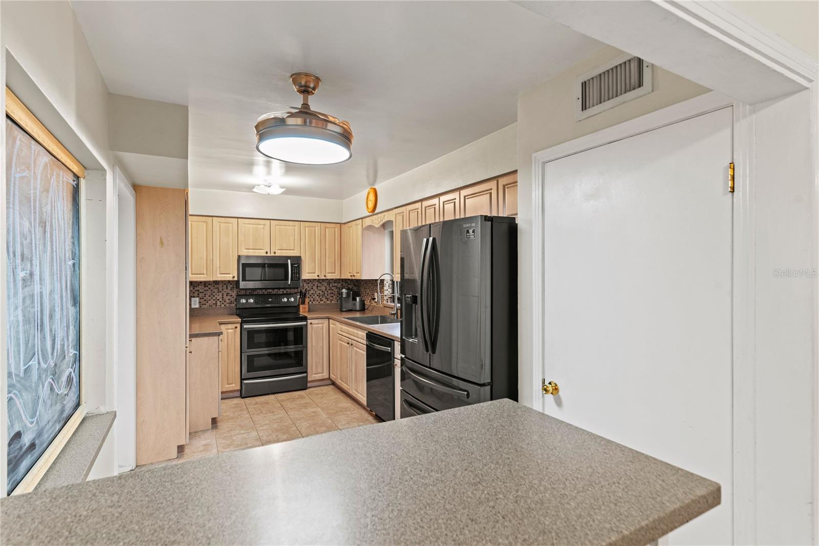 Image 7 of 41 For 4021 Hargill Drive