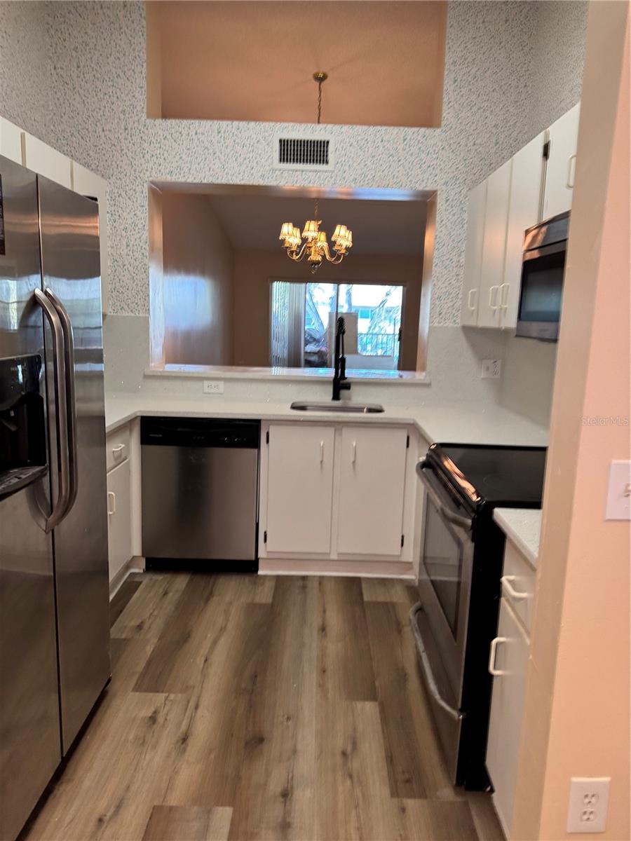 Image 16 of 41 For 7557 Trent Drive 213