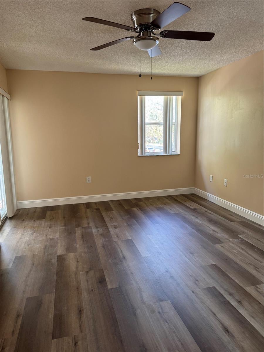 Image 28 of 41 For 7557 Trent Drive 213