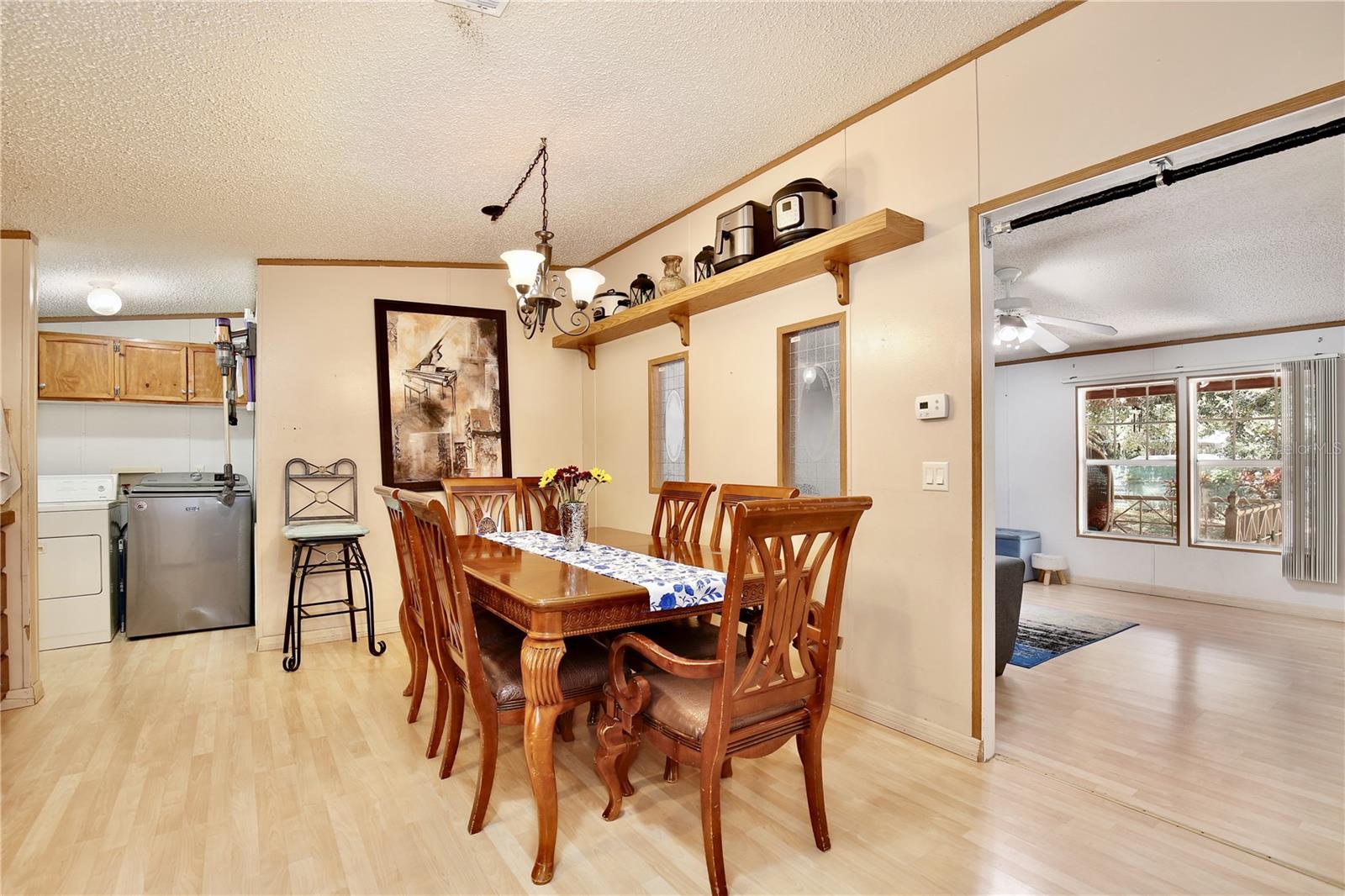 Image 11 of 51 For 18240 Lynbrook Road