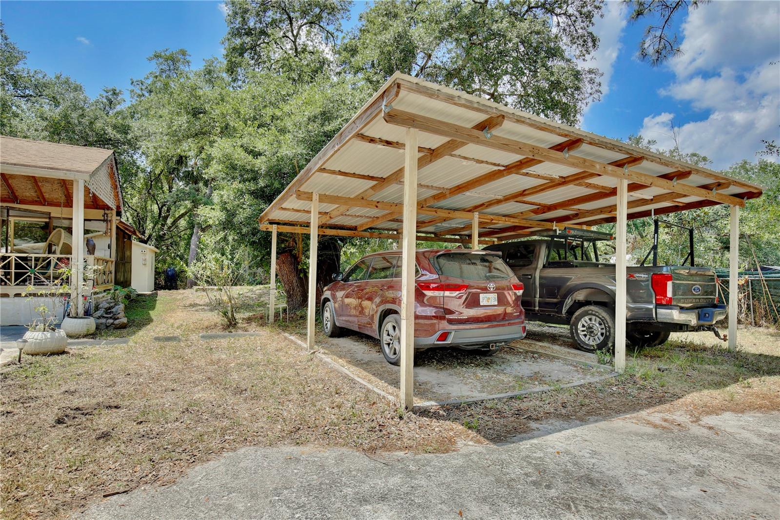 Image 4 of 51 For 18240 Lynbrook Road