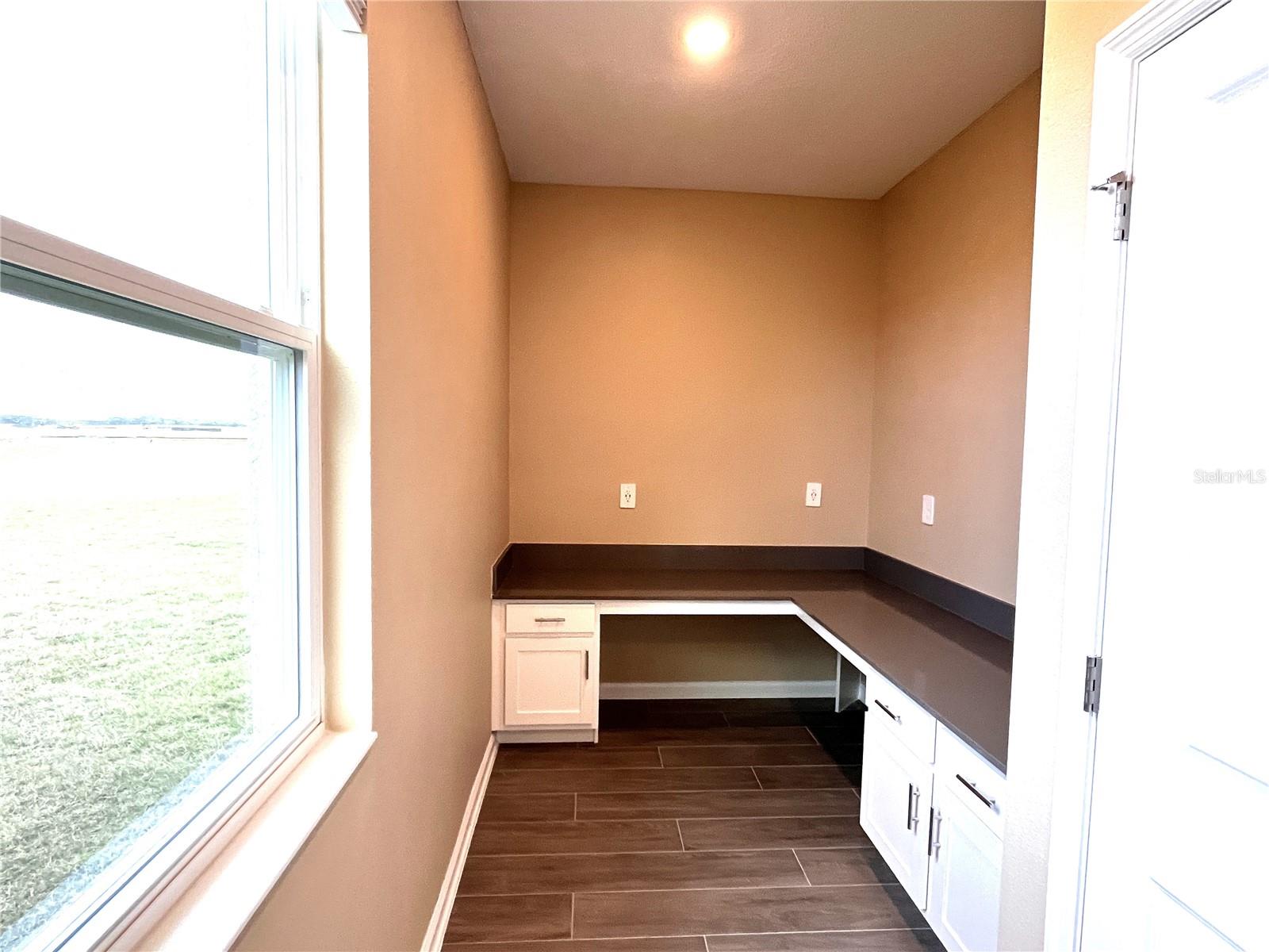 Image 11 of 71 For 2810 Fitness Street