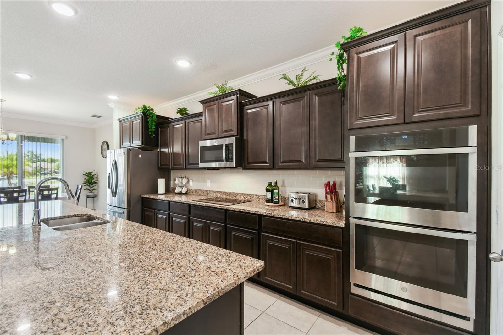 Image 17 of 82 For 1816 Forest Glen Drive