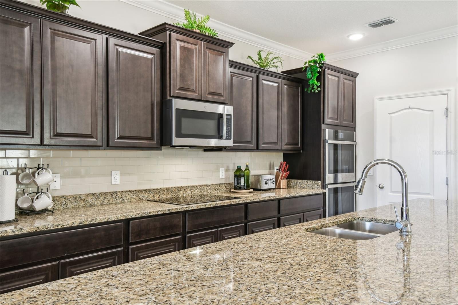 Image 21 of 82 For 1816 Forest Glen Drive