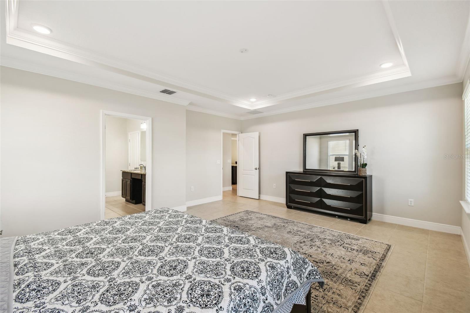 Image 47 of 82 For 1816 Forest Glen Drive