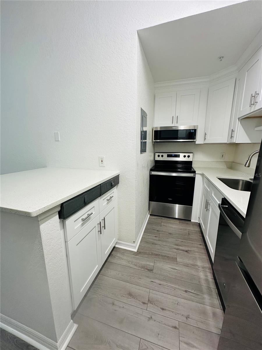Image 4 of 16 For 6328 Raleigh Street 816