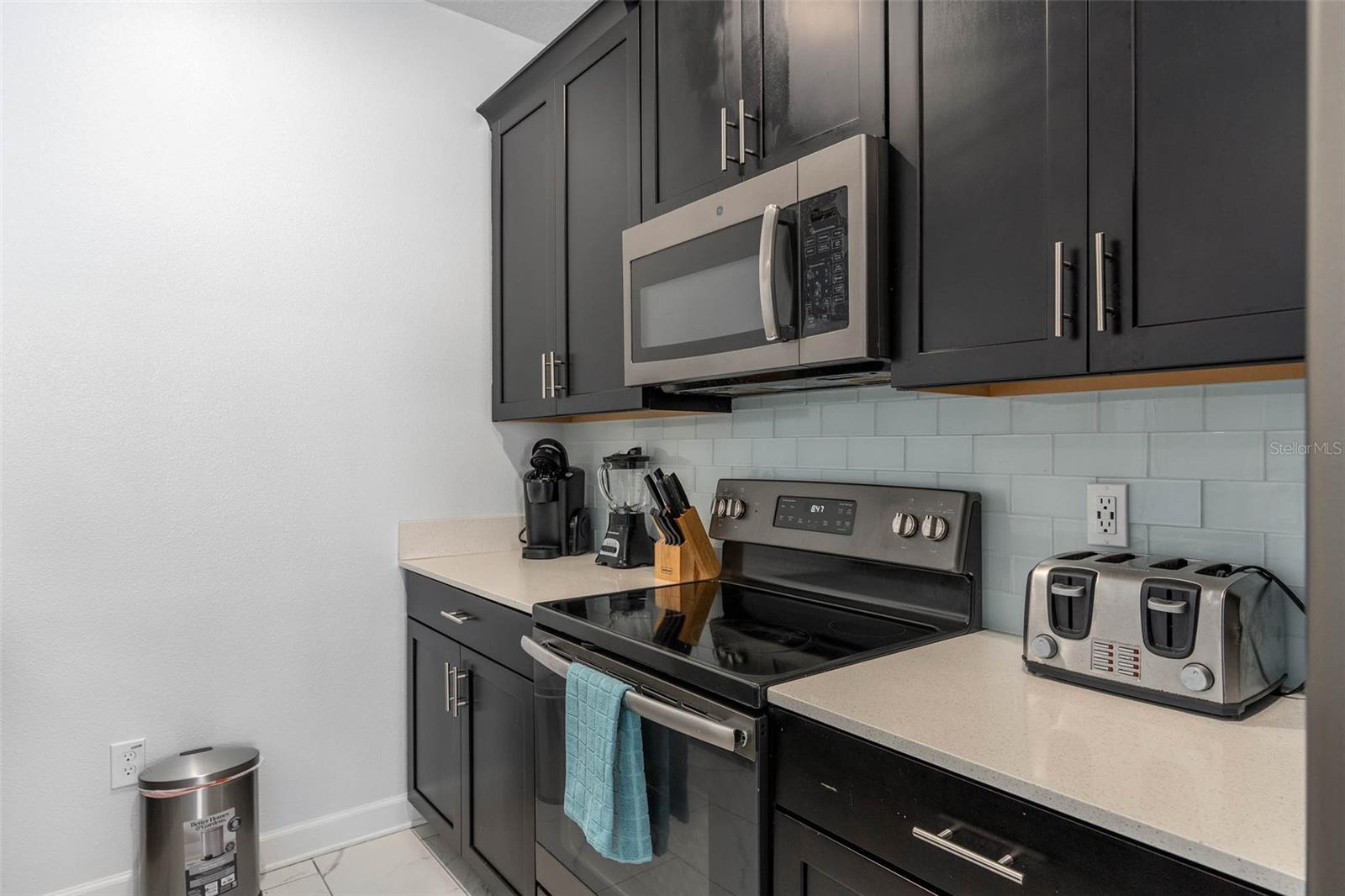 Image 19 of 41 For 4918 Windermere Avenue