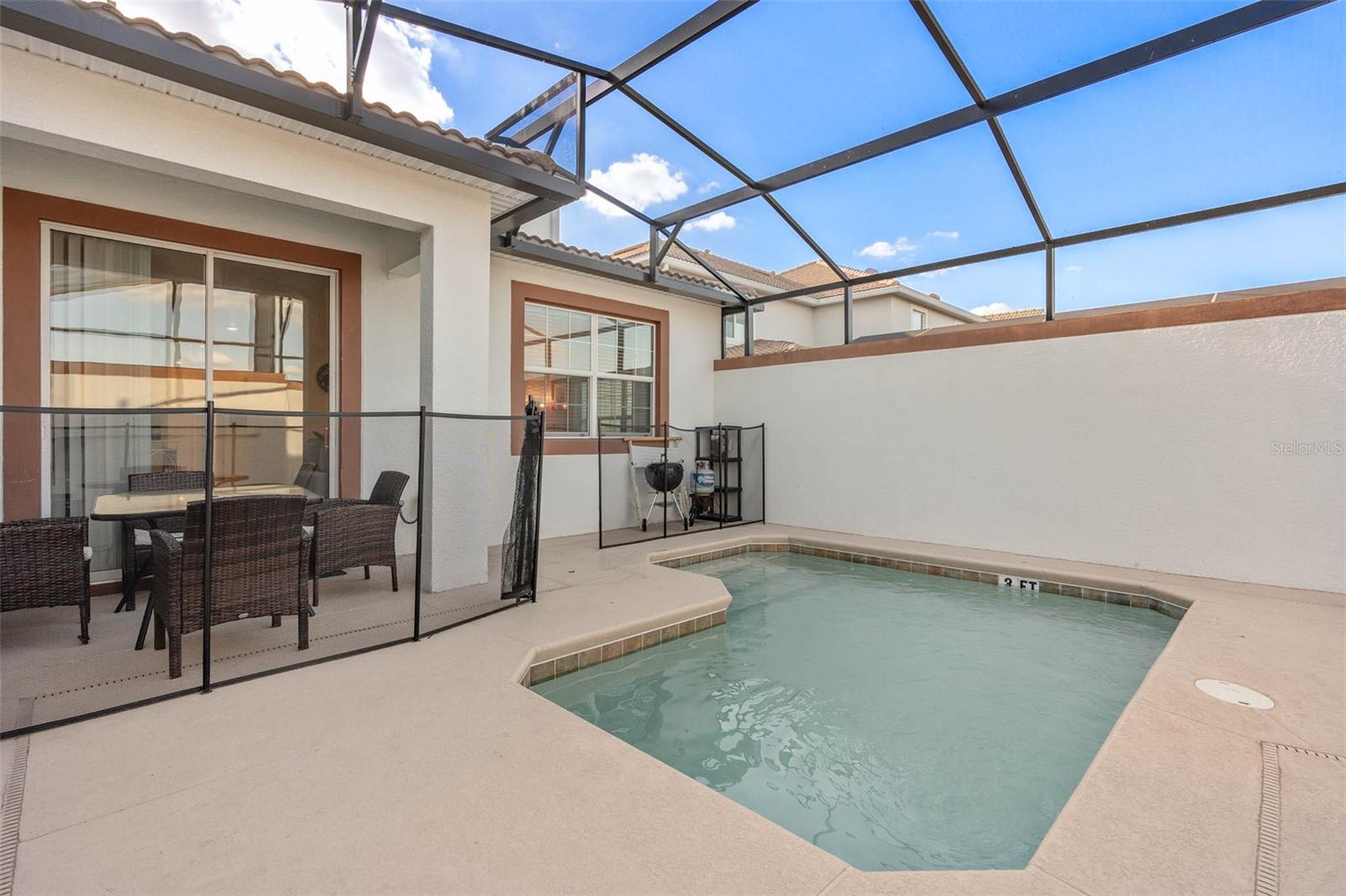 Image 24 of 41 For 4918 Windermere Avenue