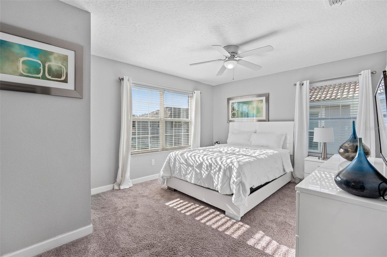 Image 7 of 41 For 4918 Windermere Avenue