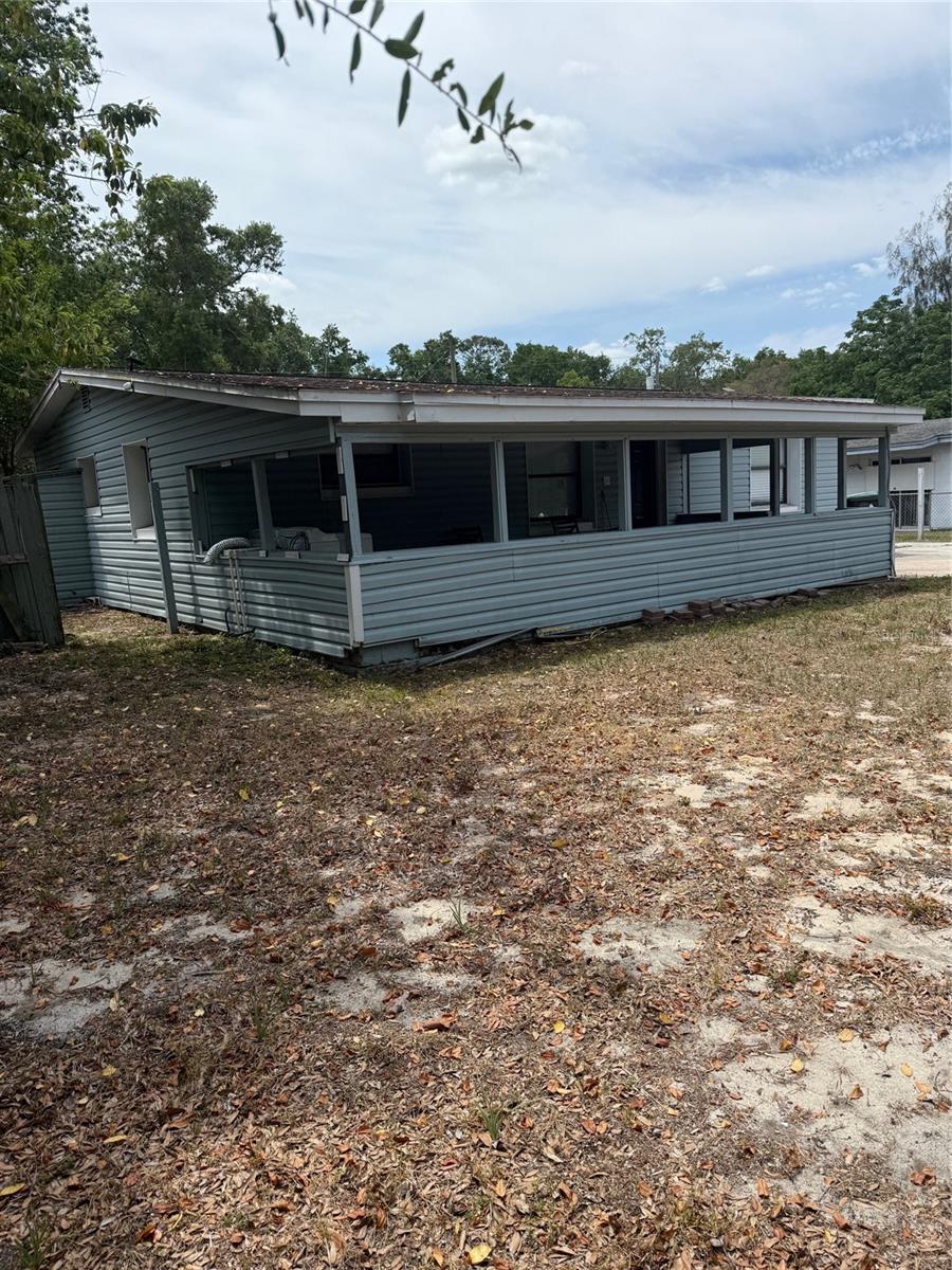 Image 3 of 13 For 1238 Lakecrest Drive
