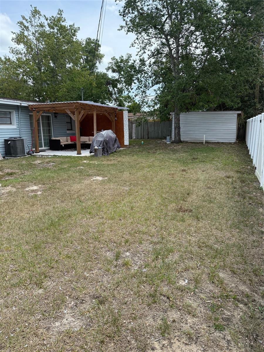 Image 5 of 13 For 1238 Lakecrest Drive