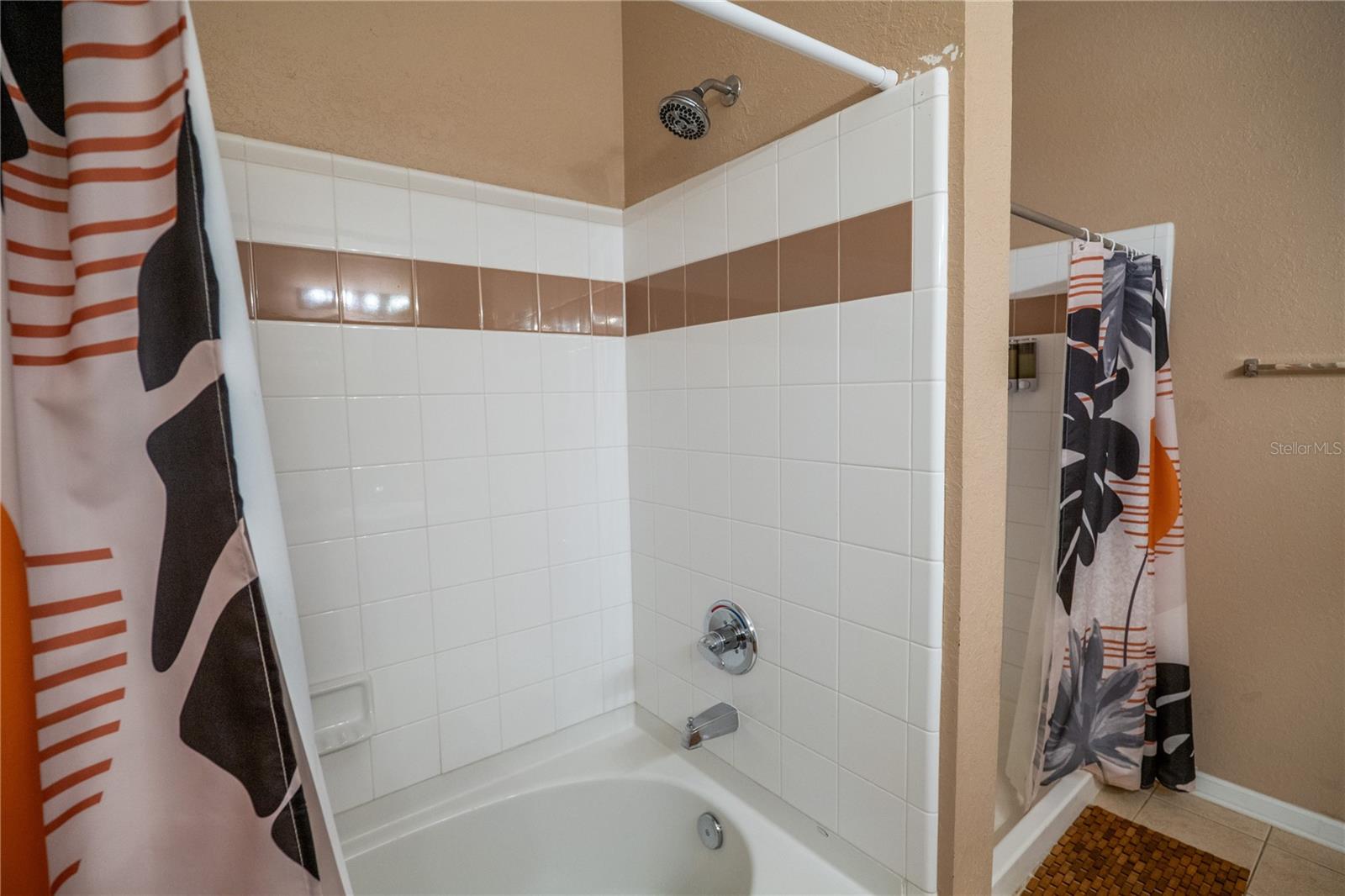 Image 17 of 27 For 419 Terrace Ridge Circle 419