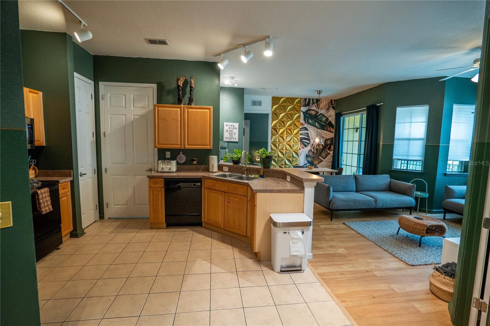 Image 4 of 27 For 419 Terrace Ridge Circle 419