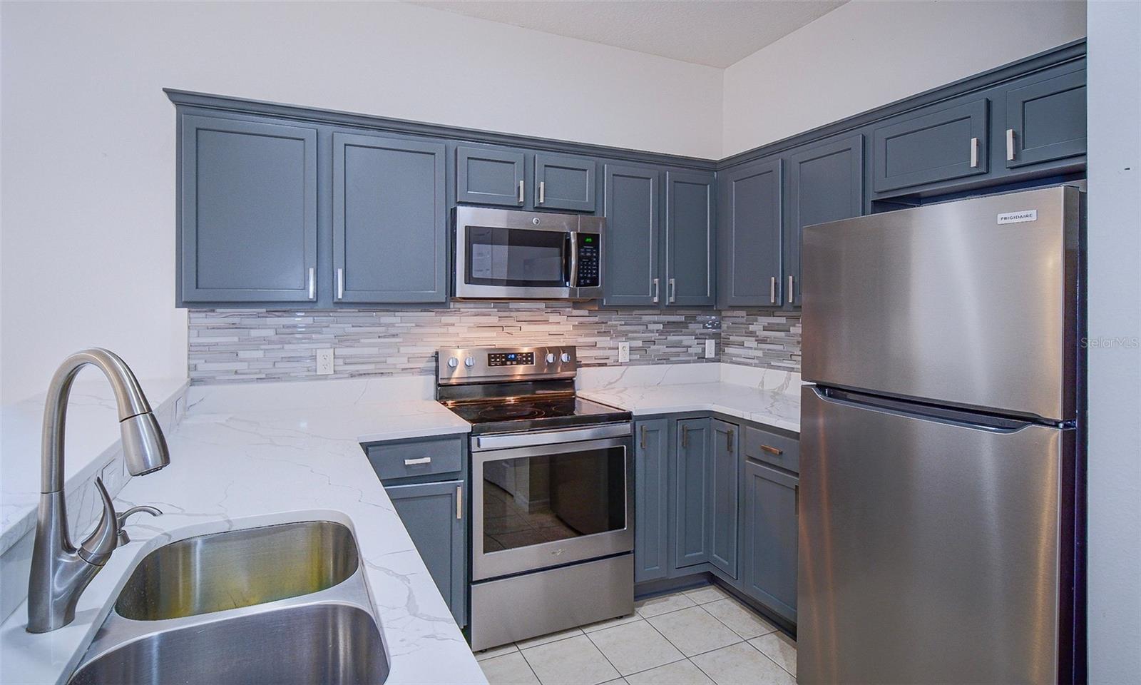 Image 4 of 10 For 10033 Moorshire Circle