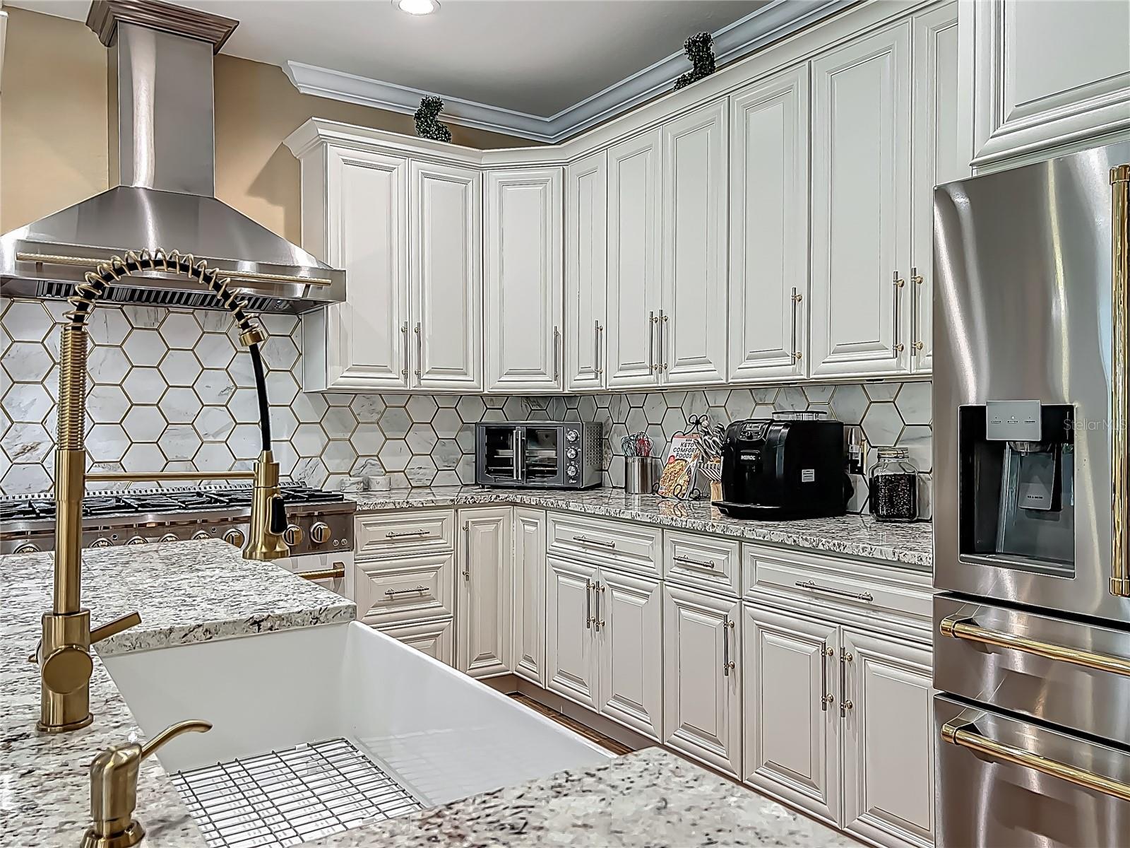 Image 13 of 95 For 3008 Sutton Woods Drive