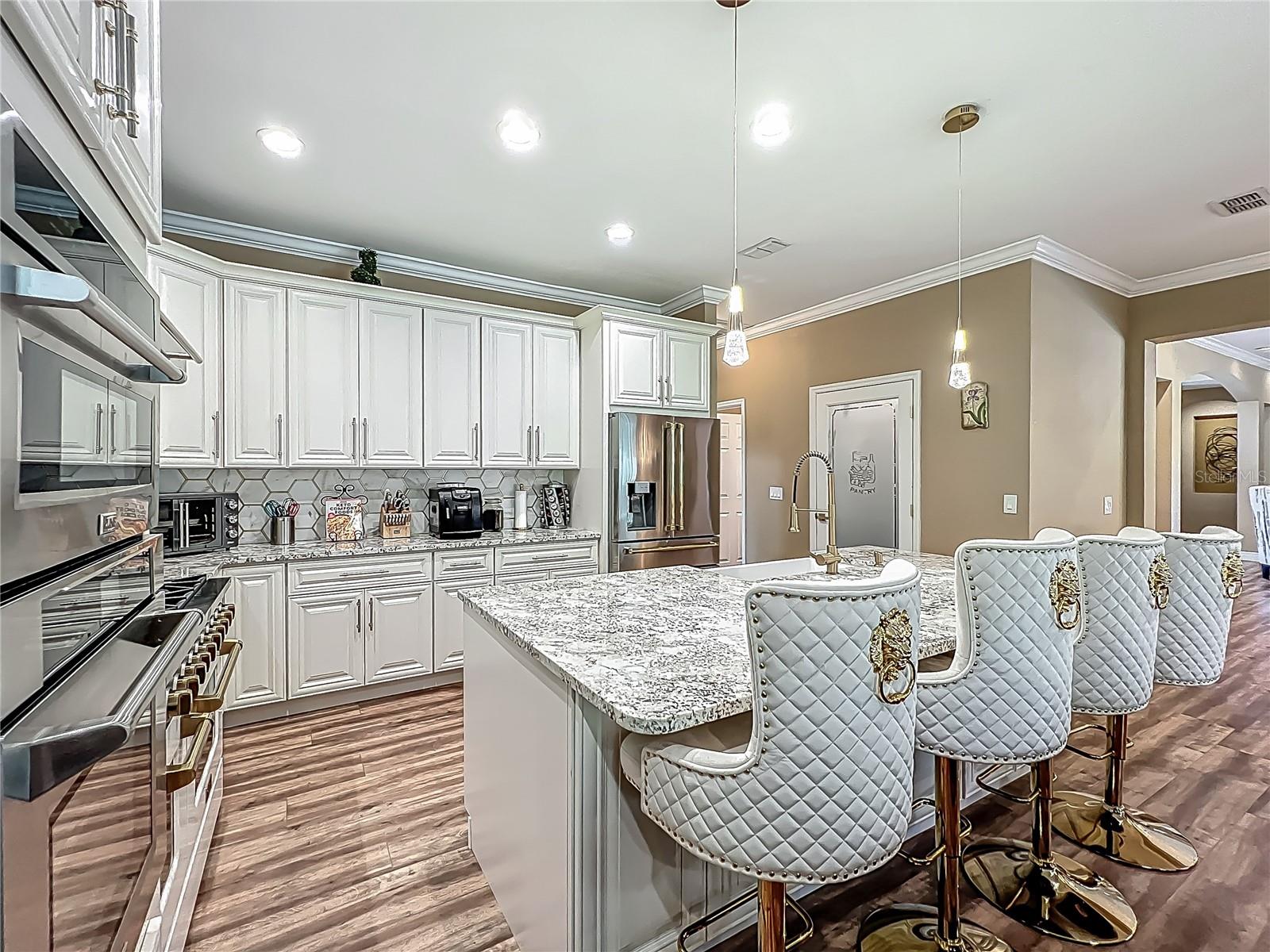 Image 17 of 95 For 3008 Sutton Woods Drive