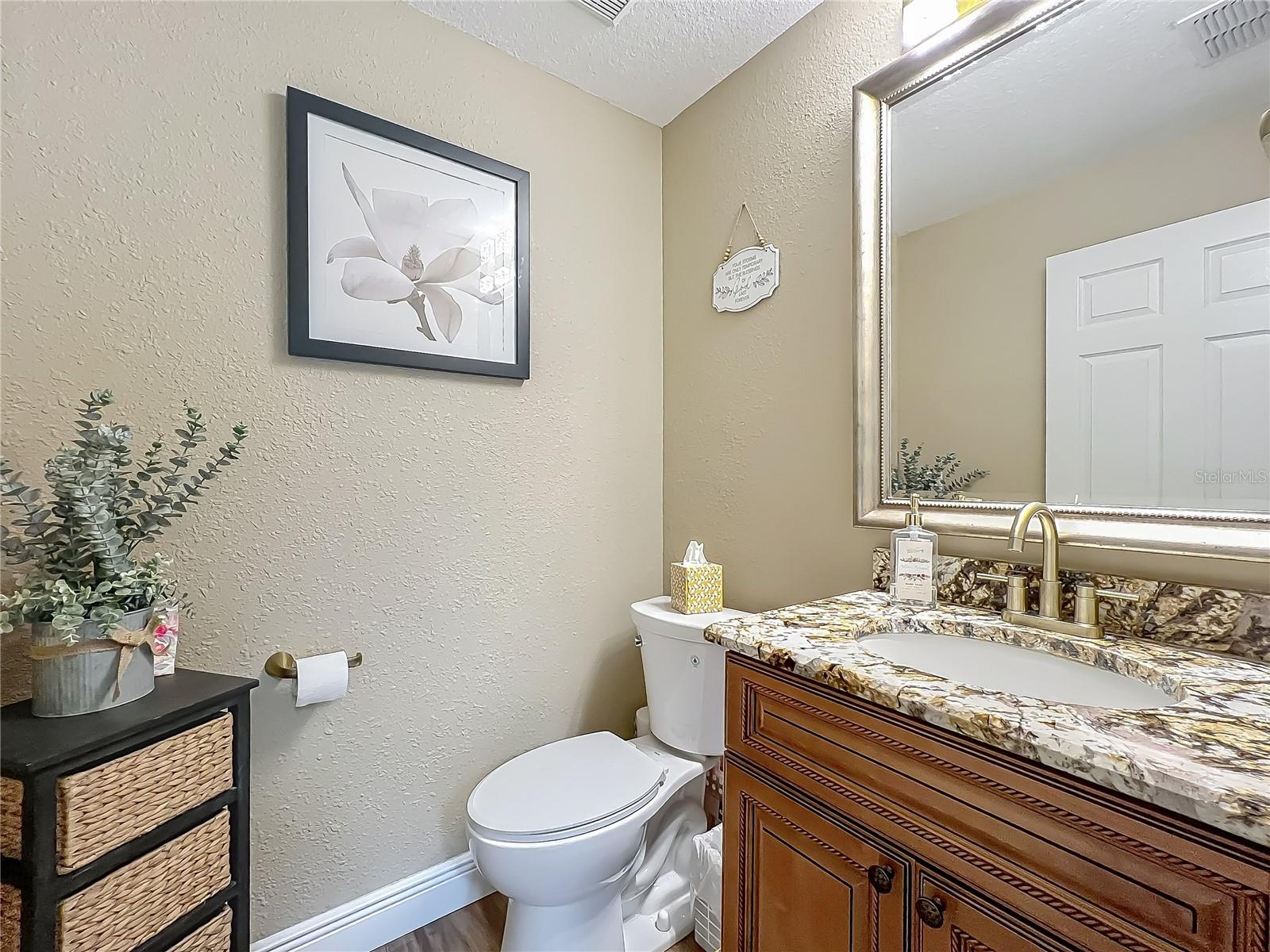 Image 23 of 95 For 3008 Sutton Woods Drive