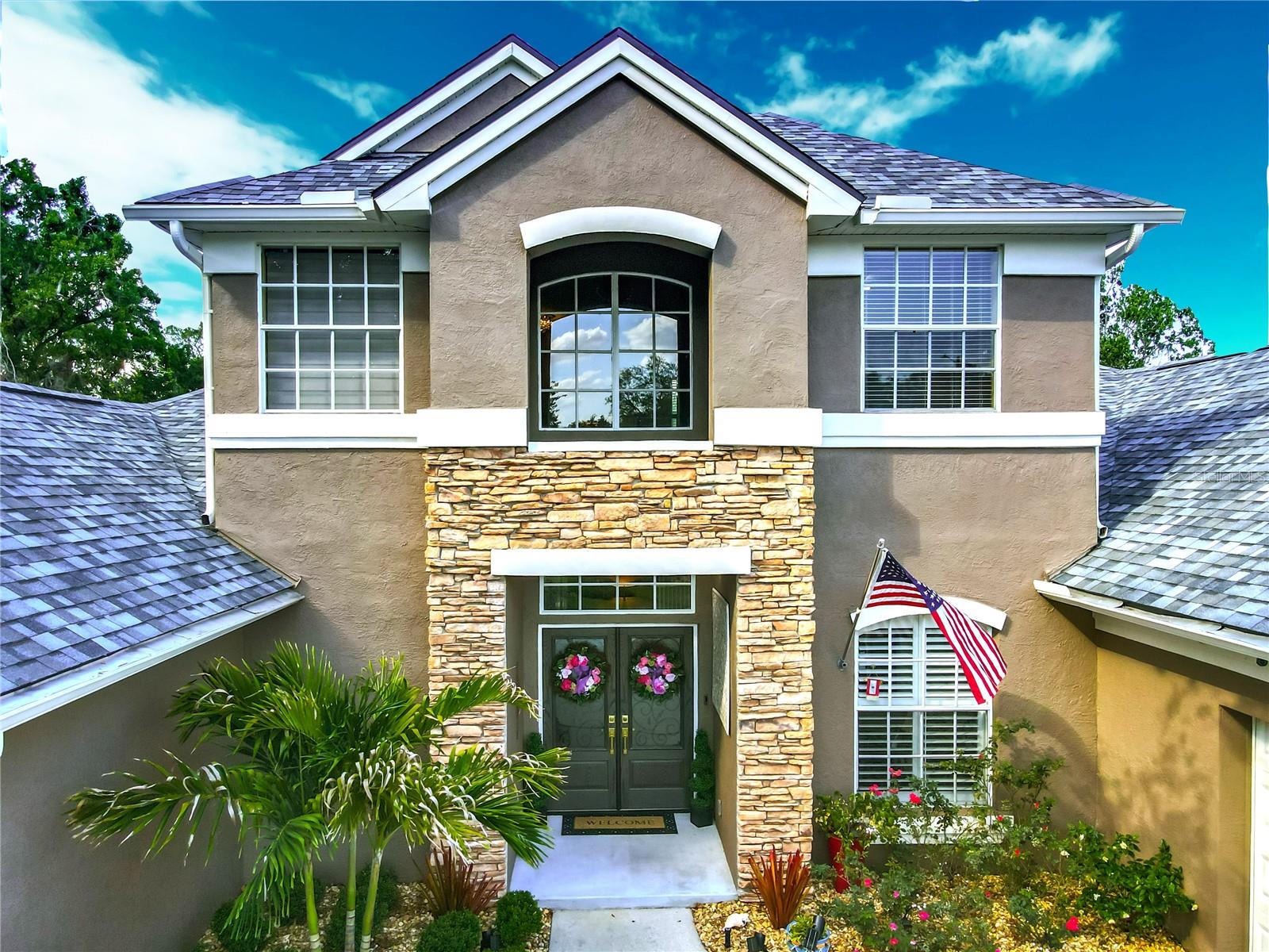 Image 4 of 95 For 3008 Sutton Woods Drive