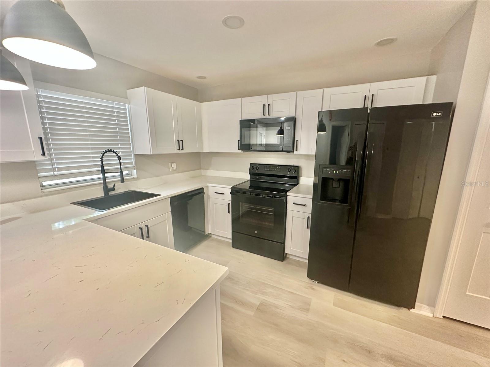 Image 4 of 16 For 3555 5th Street