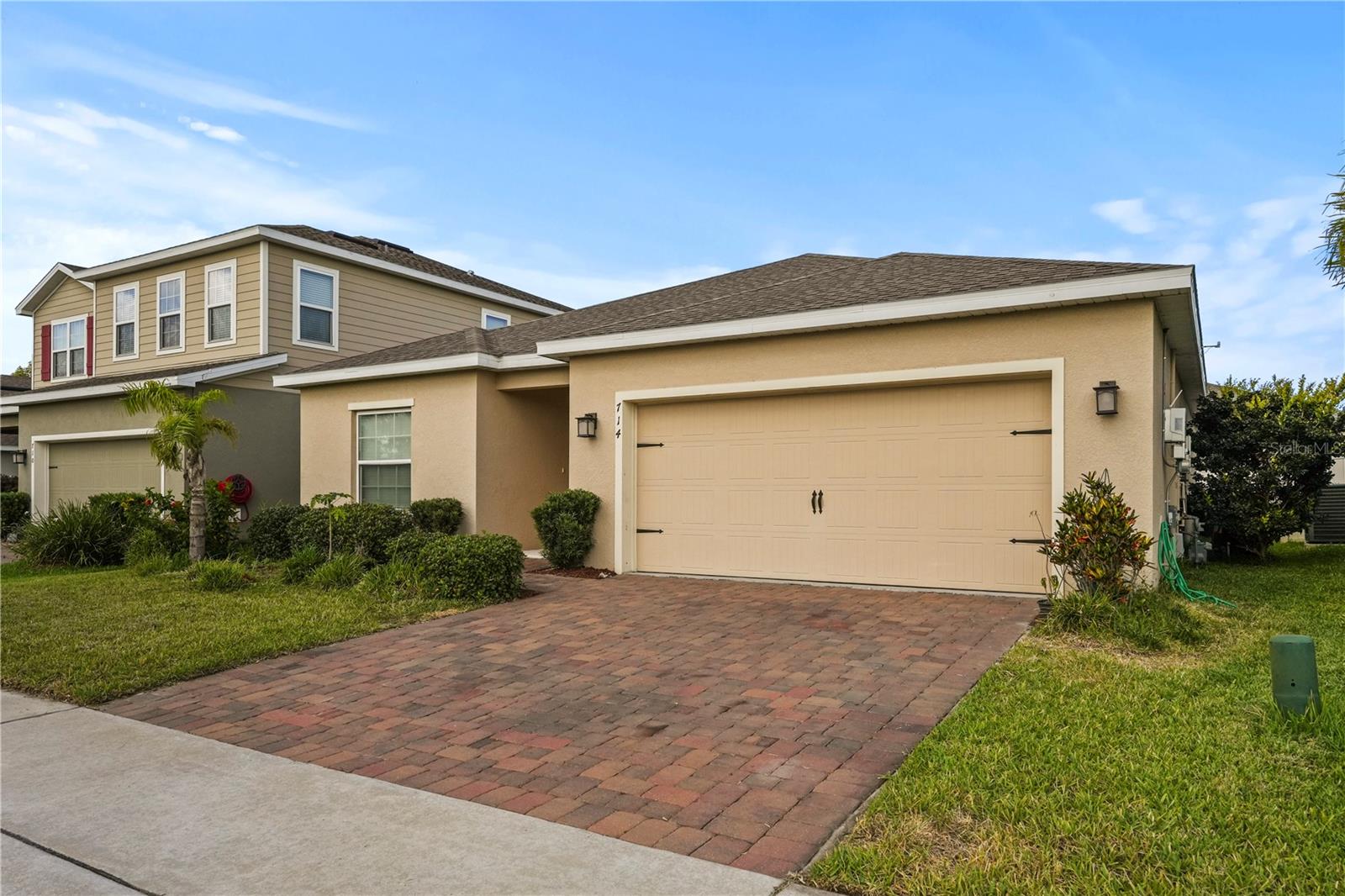 Image 3 of 41 For 714 Golden Elm Drive