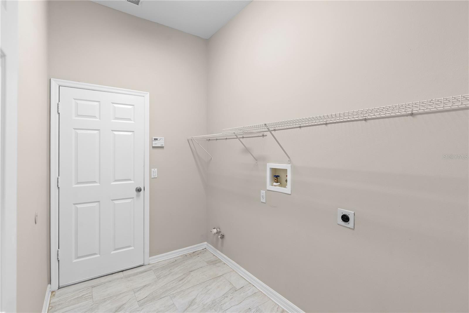 Image 23 of 44 For 9885 Montclair Circle Circle