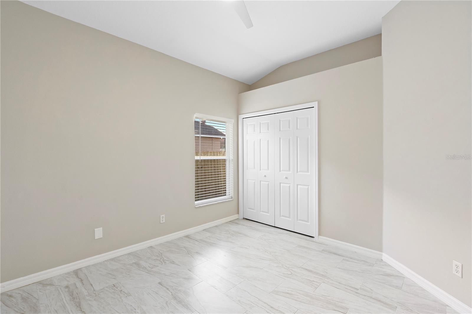Image 24 of 44 For 9885 Montclair Circle Circle