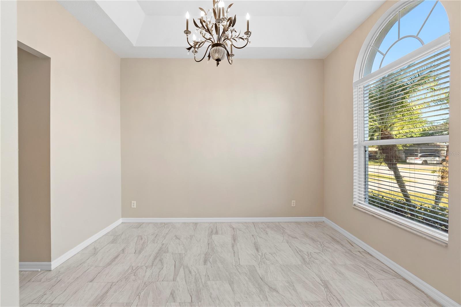 Image 40 of 44 For 9885 Montclair Circle Circle