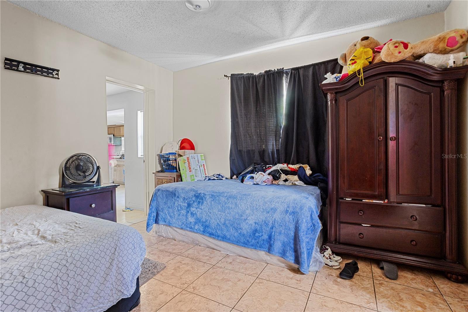 Image 3 of 19 For 1828 Matterhorn Drive