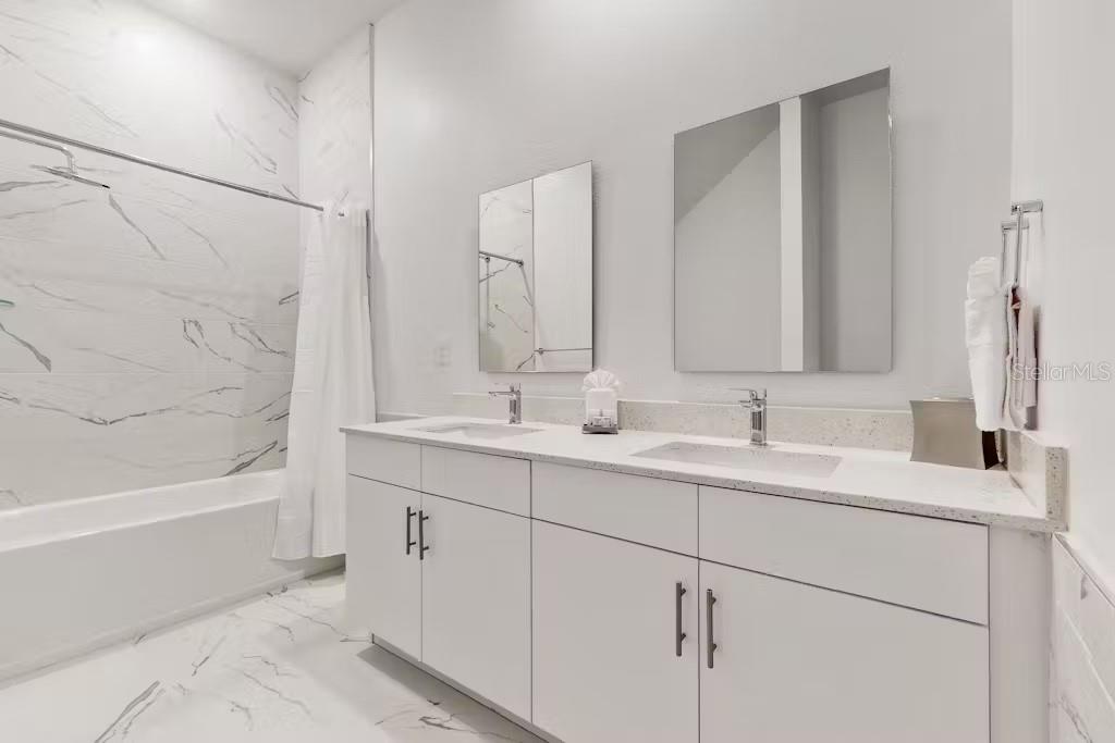 Image 5 of 17 For 485 Famagusta Drive