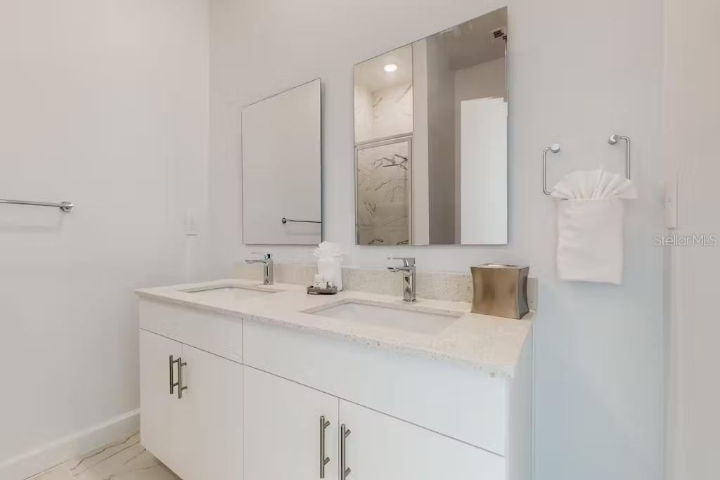 Image 7 of 17 For 485 Famagusta Drive