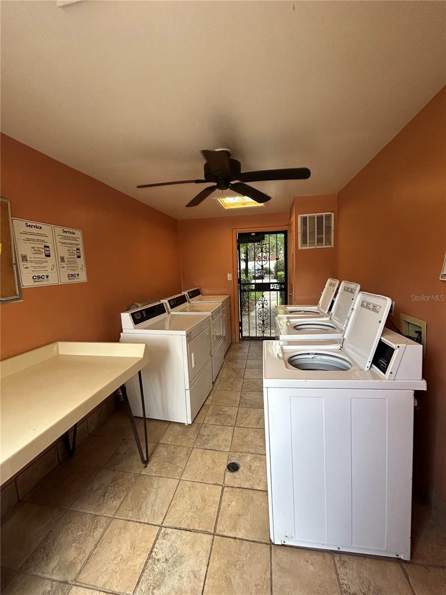 Image 14 of 21 For 3274 Semoran Boulevard 15