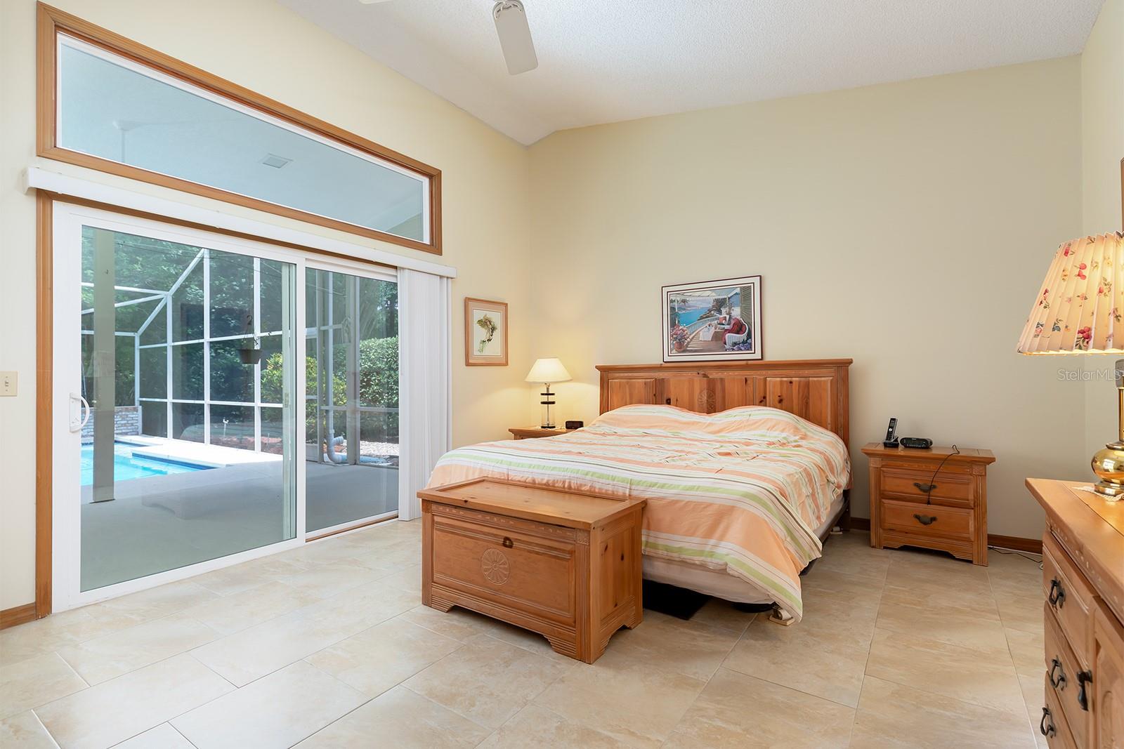 Image 21 of 48 For 812 Silverwood Drive