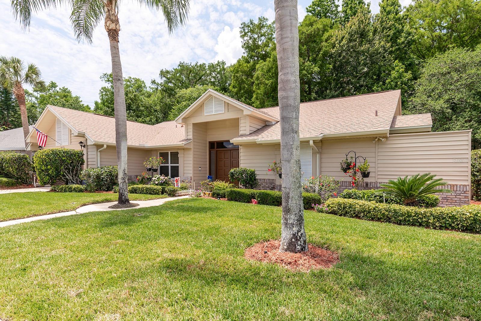 Image 3 of 48 For 812 Silverwood Drive