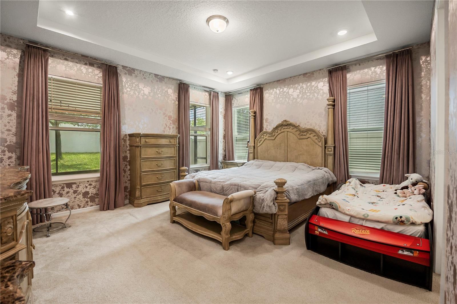 Image 16 of 59 For 9567 Meadow Hunt Way