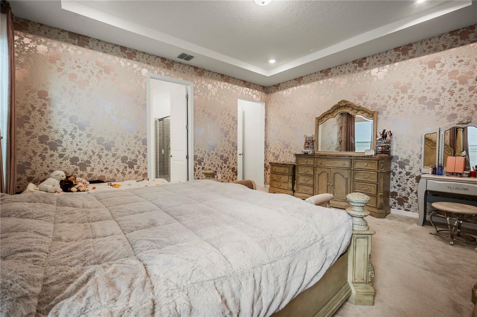 Image 18 of 59 For 9567 Meadow Hunt Way